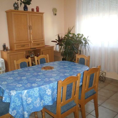Tuenderkert Apartmanok Hajdúszoboszló Zewnętrze zdjęcie
