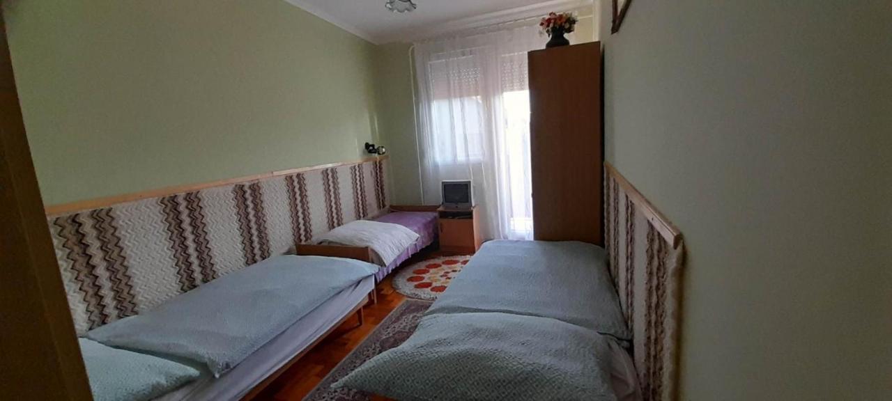 Tuenderkert Apartmanok Hajdúszoboszló Zewnętrze zdjęcie